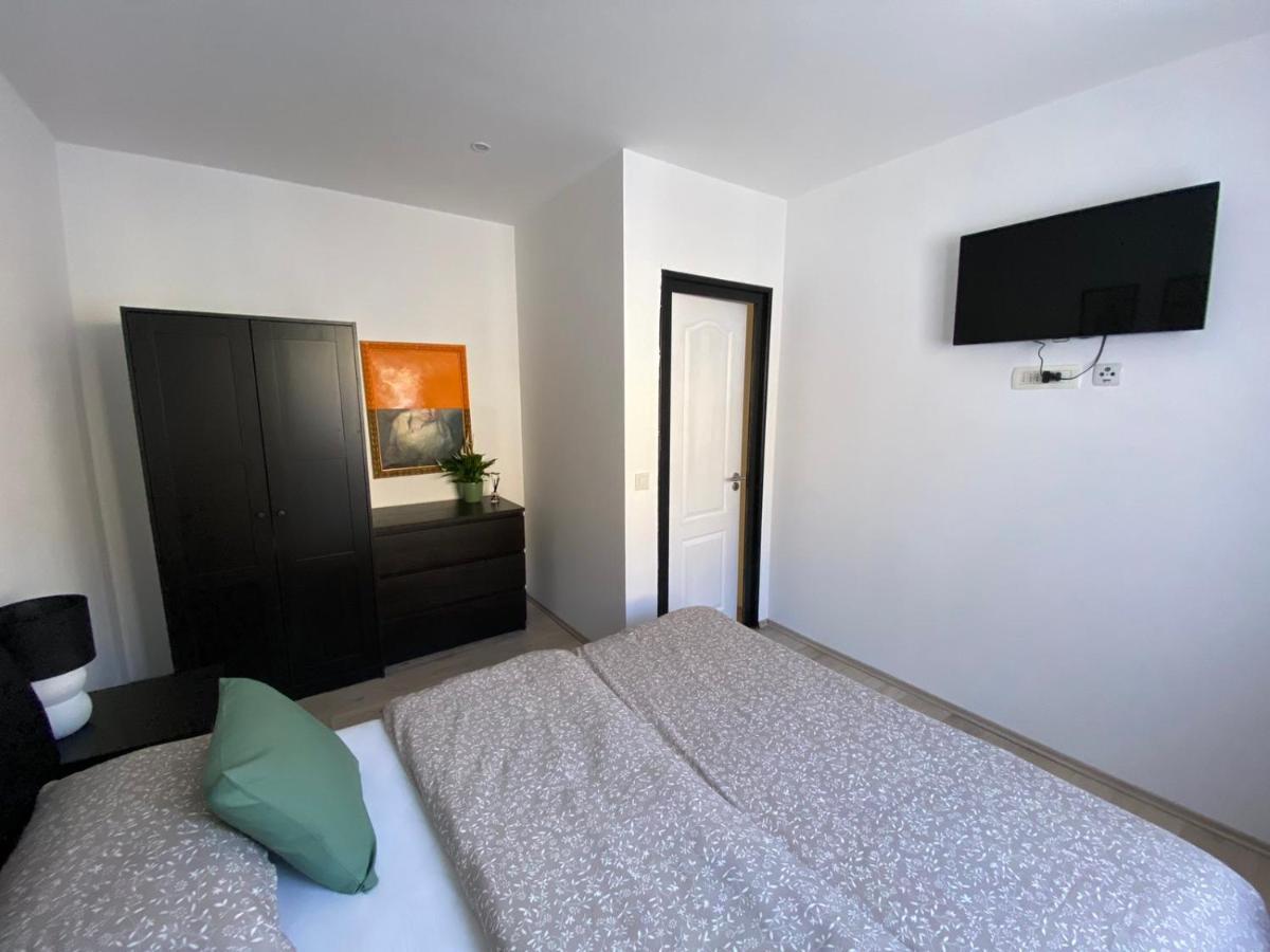 Apartman Cukar Pula Apartment Екстериор снимка
